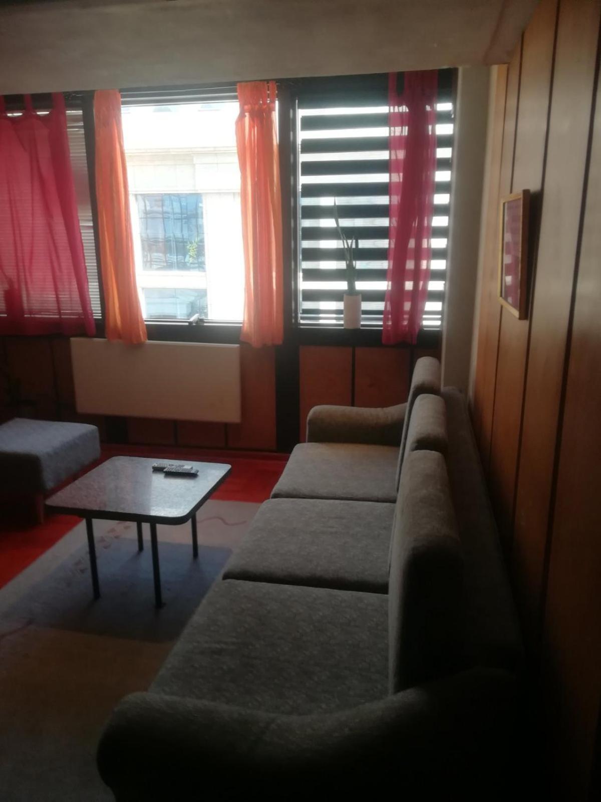 Suvi Centar Nis Exterior foto